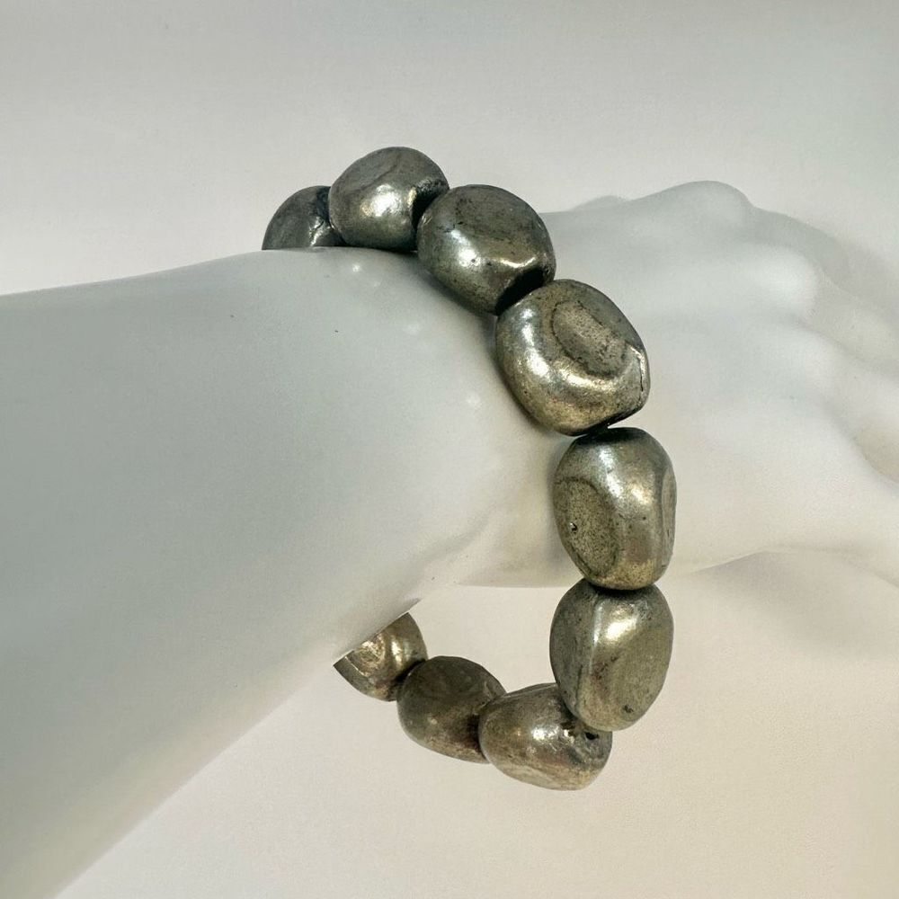 Silvertone chunky stretchy bracelet